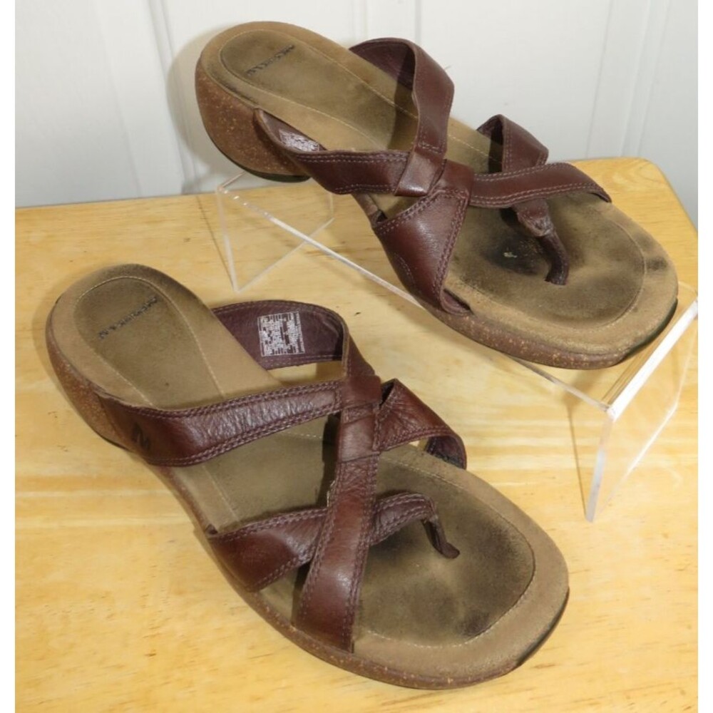 Merrell Women’s Sundial Cross Leather Wedge Sandals Dark Roast Size 8